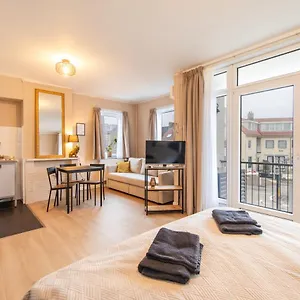 Apartment Blankebil &